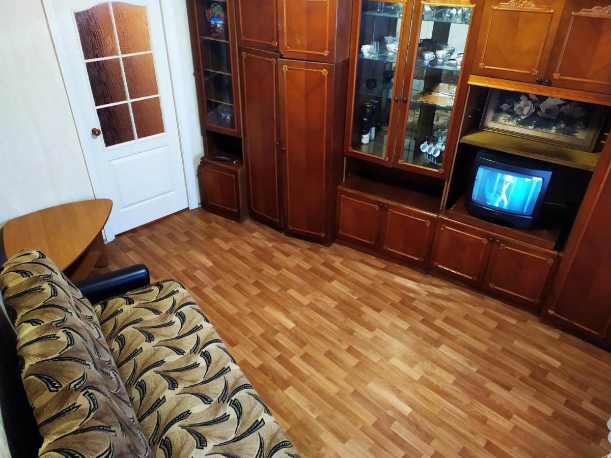 Прокофьева 24Б Уютная Посуточная Квартира Sumy Exteriör bild